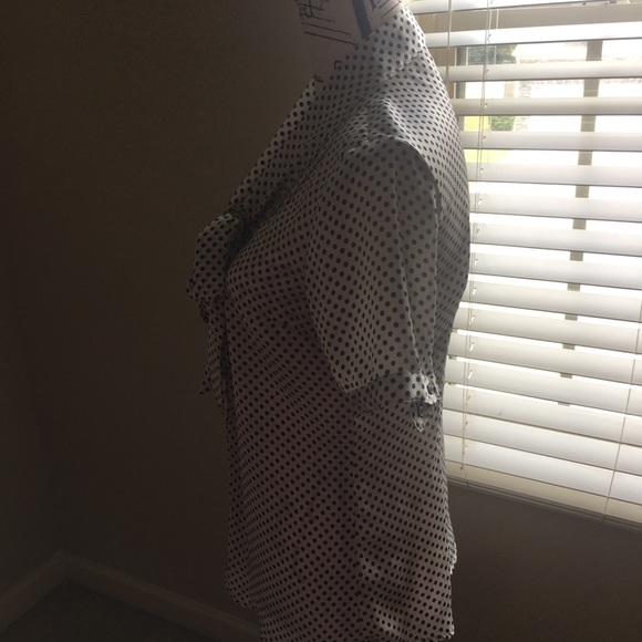 Blouse - Picture 2 of 3